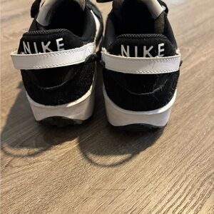 Nike Waffle Debut Black and White Sneakers